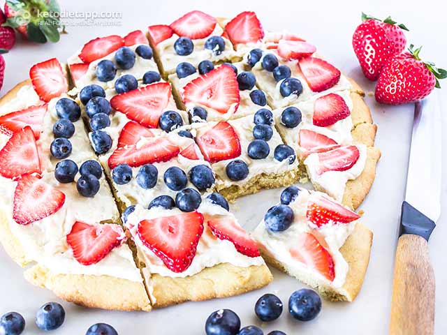 Low-Carb Fruit Pizza For the Fourth of July