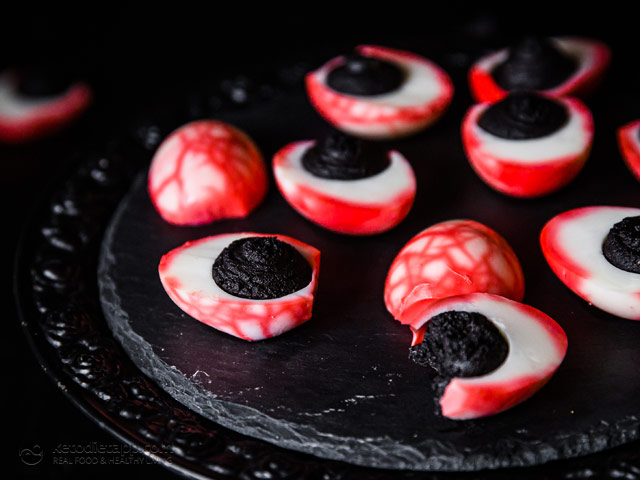 Halloween Eyeball Deviled Eggs