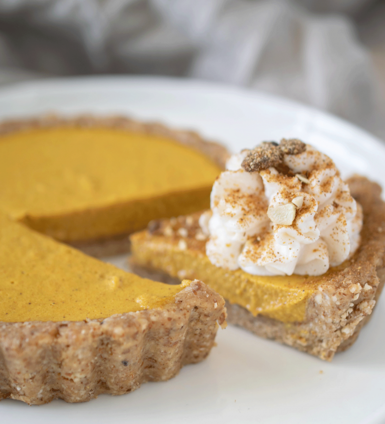 Pumpkin Pie Tart (Raw, Vegan)