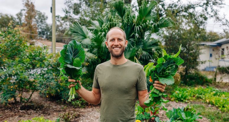 Growing and Foraging 100% of My Food for a Year! No Grocery Stores or Restaurants.