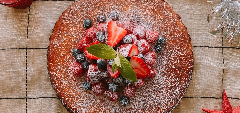 Free Recipe: Summer Spiced Christmas Cake
