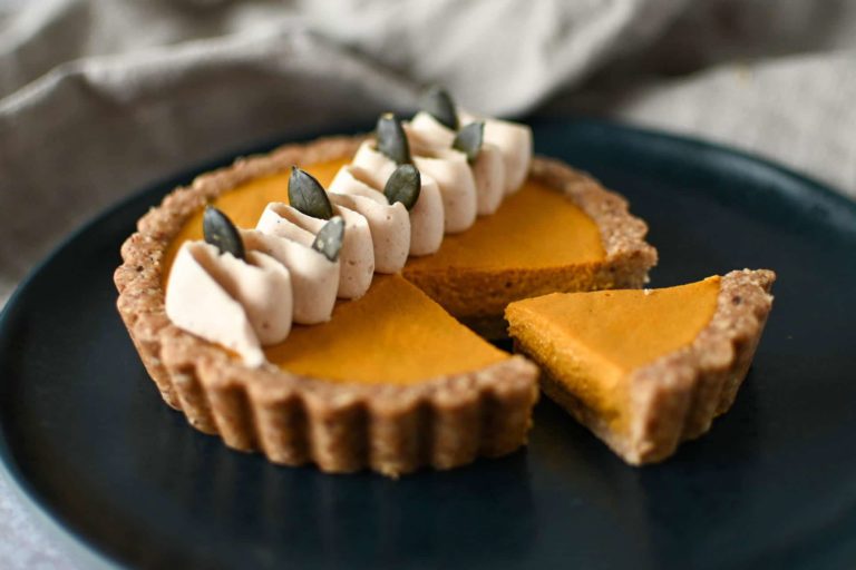Butternut Squash Cream Tarts (Raw, Vegan)